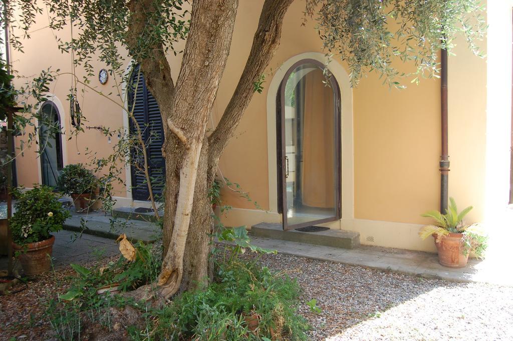 Arena Alfieri B&B Livorno Bagian luar foto