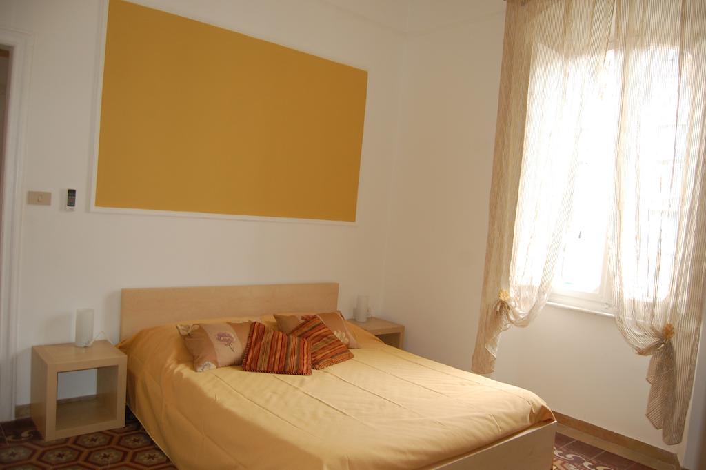 Arena Alfieri B&B Livorno Ruang foto