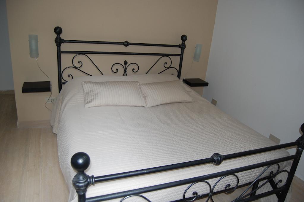 Arena Alfieri B&B Livorno Ruang foto