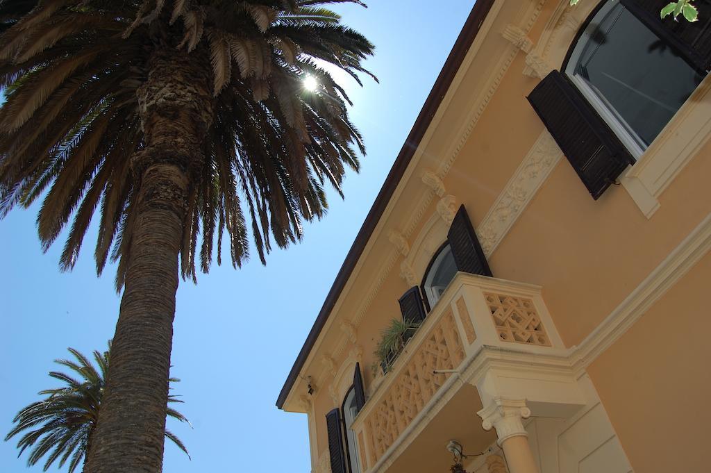 Arena Alfieri B&B Livorno Bagian luar foto